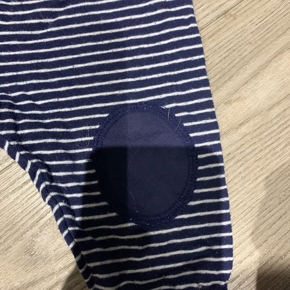 Adorable Baby Gap Outfit! - Picture 4 of 4